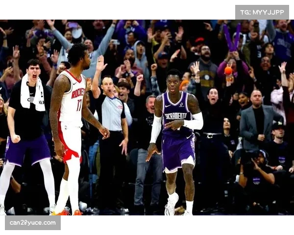 快船艰难取胜火箭 小阵容终结阶段防守面临考验